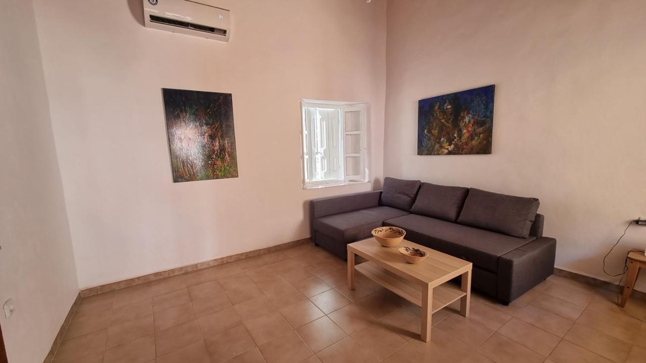 Kozas Art House, Symi Apartment ภายนอก รูปภาพ