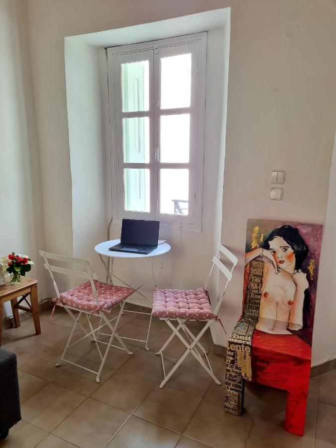 Kozas Art House, Symi Apartment ภายนอก รูปภาพ